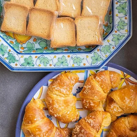 Le Cinque Stanze Room&breakfast * 팔레르모