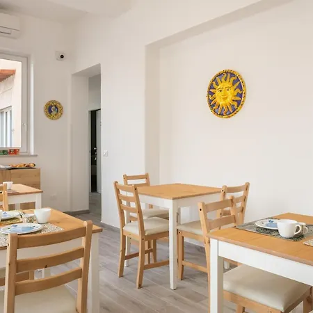 Le Cinque Stanze Room&breakfast Pensionat *