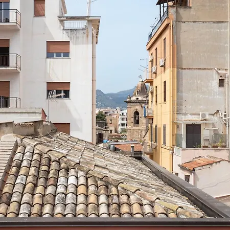 Gasthof Le Cinque Stanze Room&breakfast Palermo