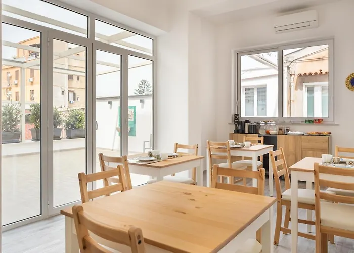 Le Cinque Stanze Room&breakfast Affittacamere 4*