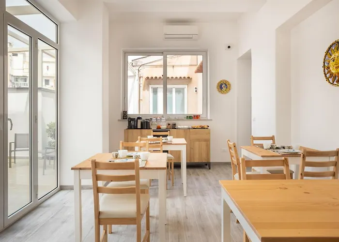 Le Cinque Stanze Room&breakfast Affittacamere